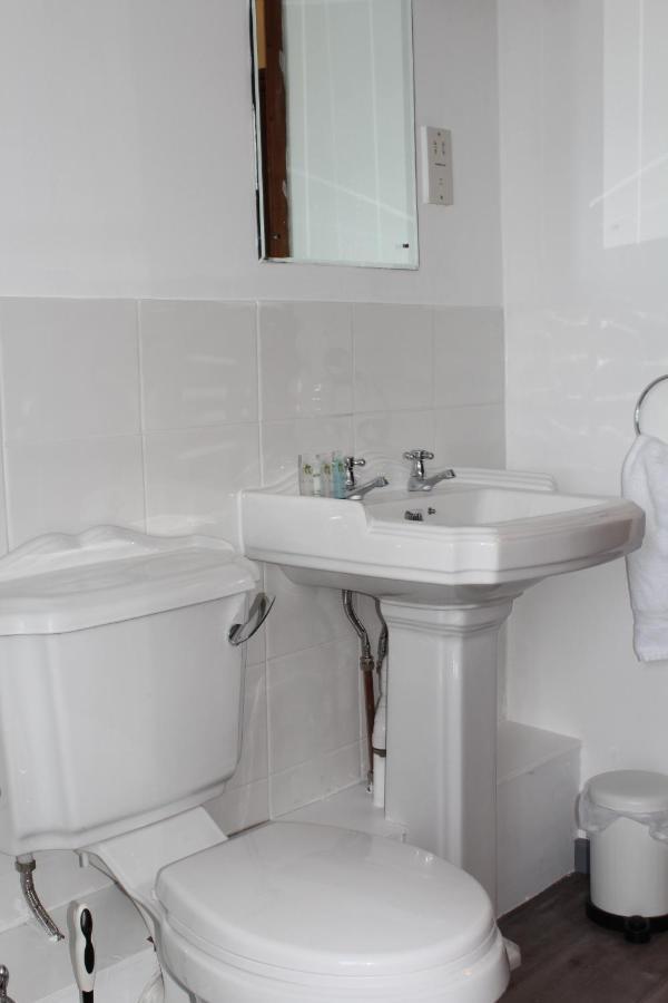 Stukeleys Hotel Great Stukeley Екстериор снимка